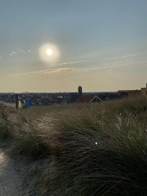Strandhuisje Freek, 900 M Van Zee En Strand Callantsoog Kültér fotó